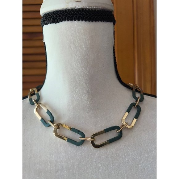 Green Brass Retangle Necklace - Picture 1 of 6